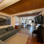 Grande Appartamento In Area Storica Di Bergamo